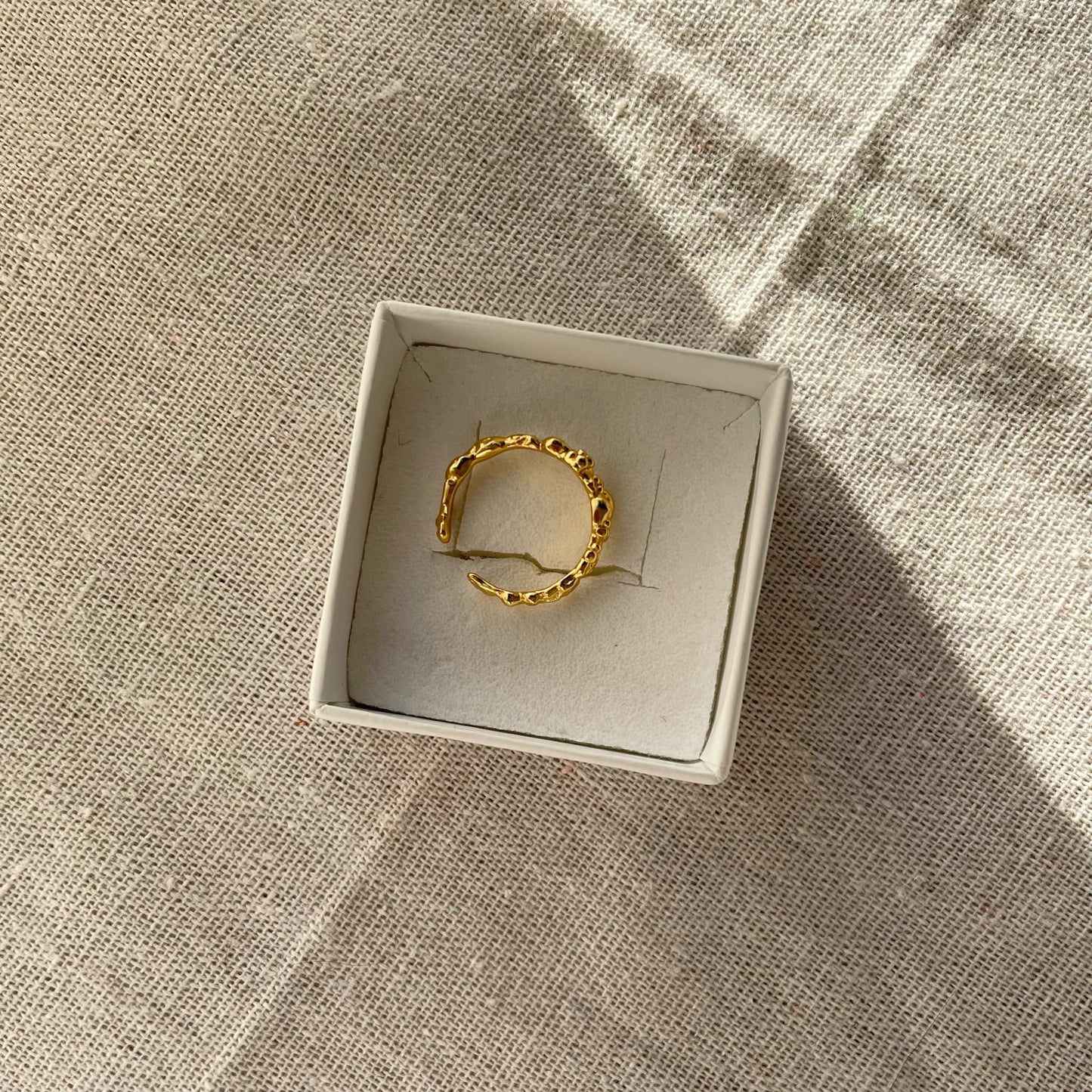 Phoebe ring