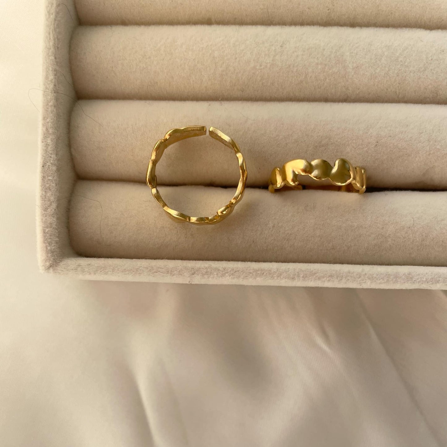 Viola ring